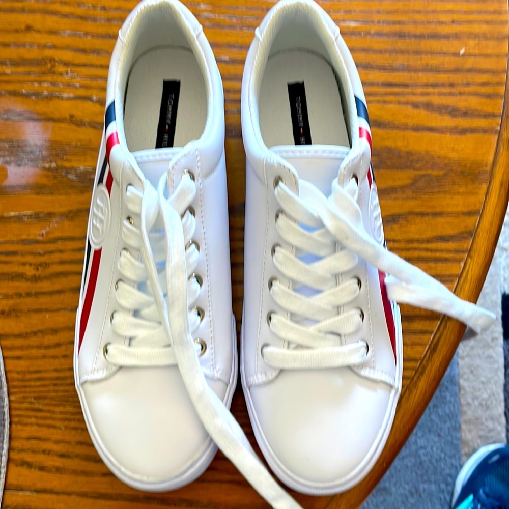 New Tommy Hilfiger sneakers
